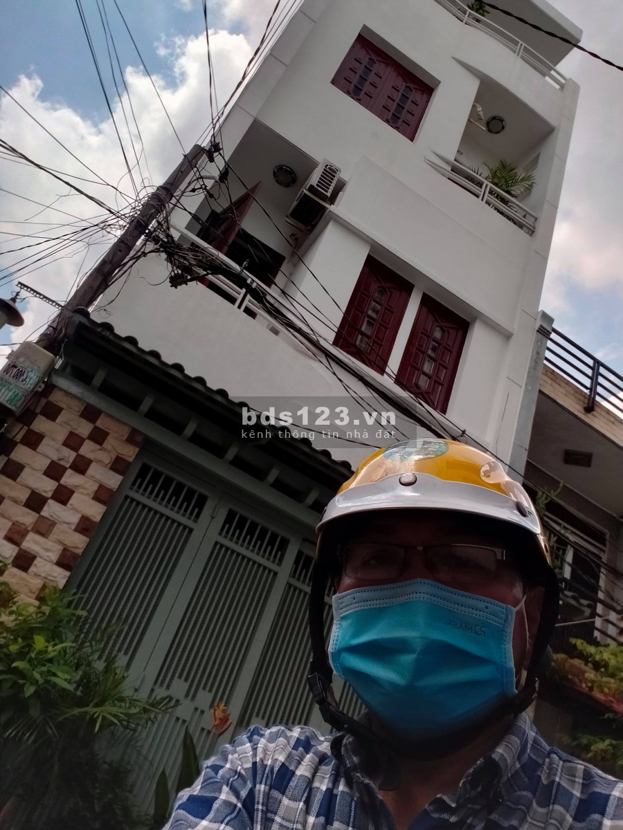 Lô góc hẻm xe hơi Phan Huy Ích, P.14, Gò Vấp, nở hậu, dtsd 50m2, 4 tầng chỉ 5.65 tỷ
