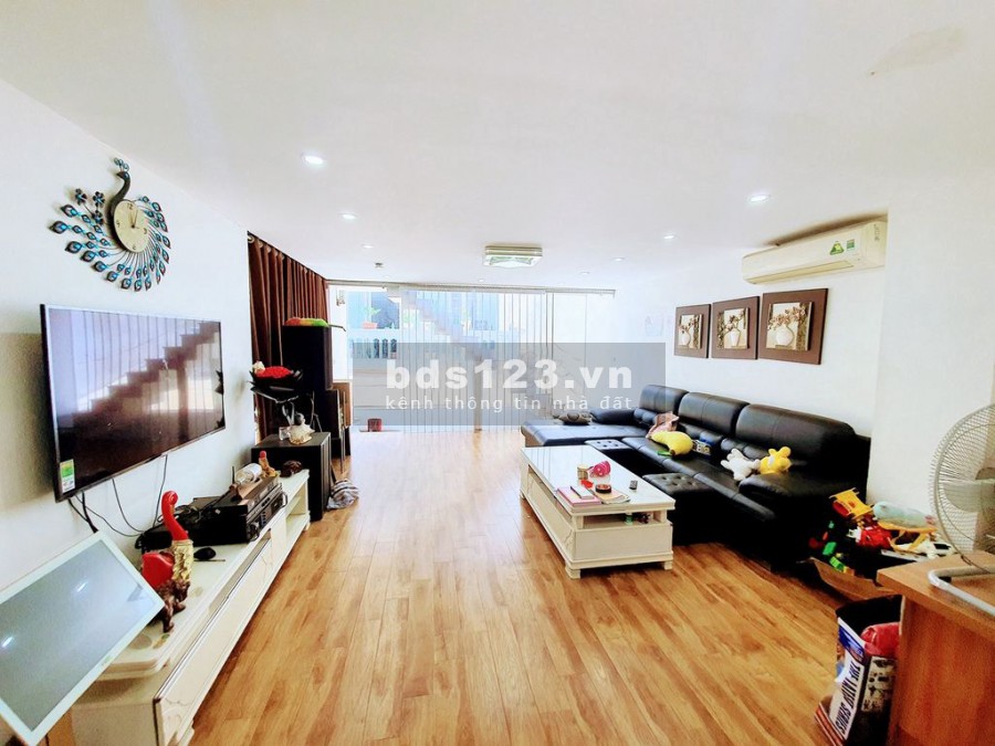 Bán nhà HXH quay đầu Cách Mạng Tháng 8, Quận 10, Dt 83m2 giá 9,5 tỷ