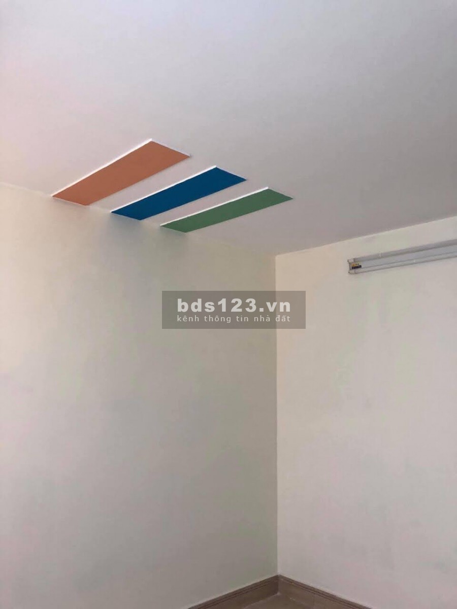 Bán nhà cuối hẻm 759 Hương Lộ 2 hẻm rộng ô tô quay đầu, khu dân trí cao, tiện ích đầy đủ