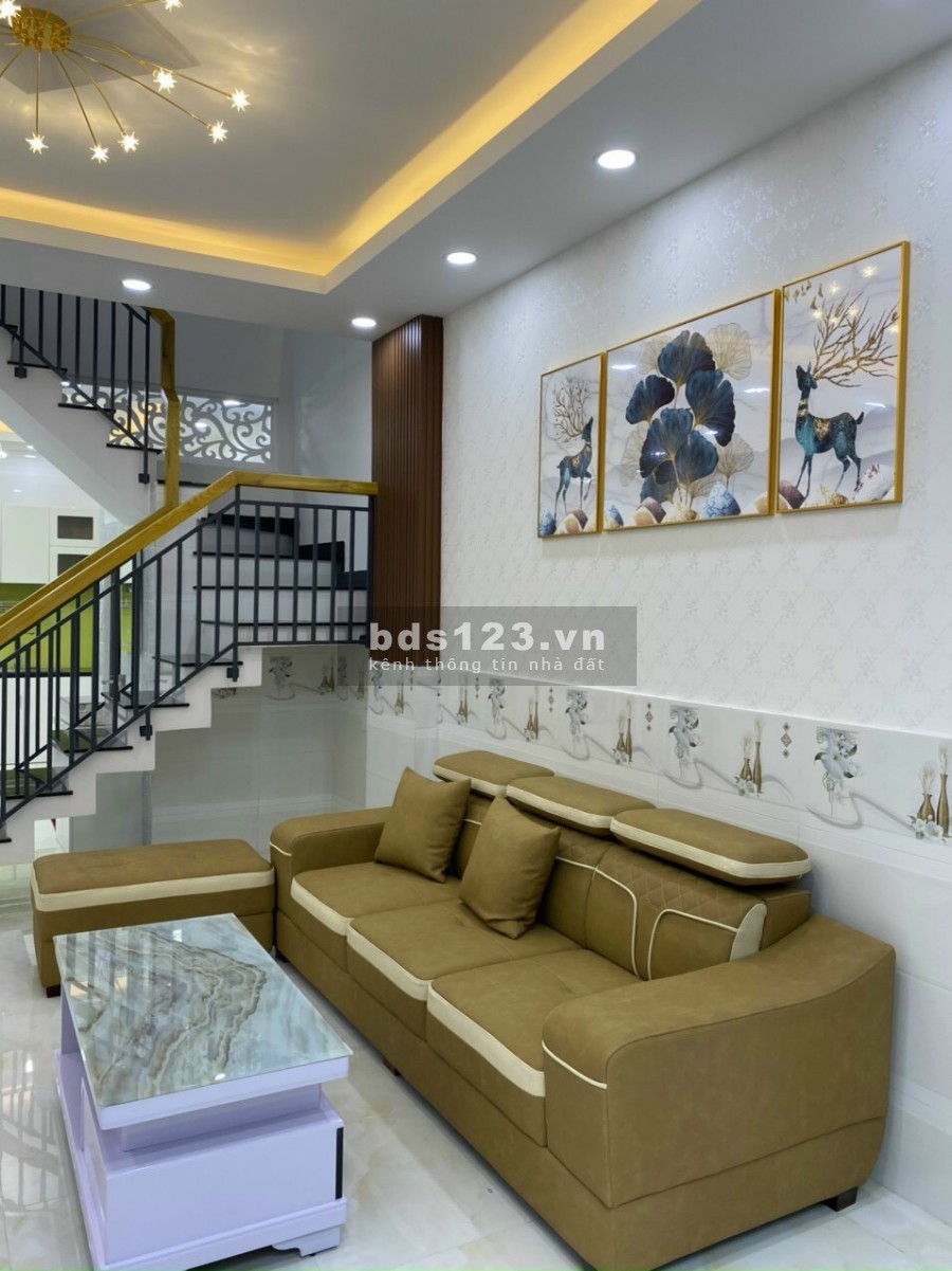 [Gấp] Bán nhà Thích Quảng Đức, hẻm xe hơi, nội thất tiền tỷ, DT 45m2, chỉ 6.6 tỷ TL.