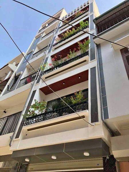 Giá Covid nhỉnh 4,8 Tỷ Phân Lô góc thoáng vĩnh viễn đỉnh công năng rừng tiện ích Phố Hoàng văn Thái