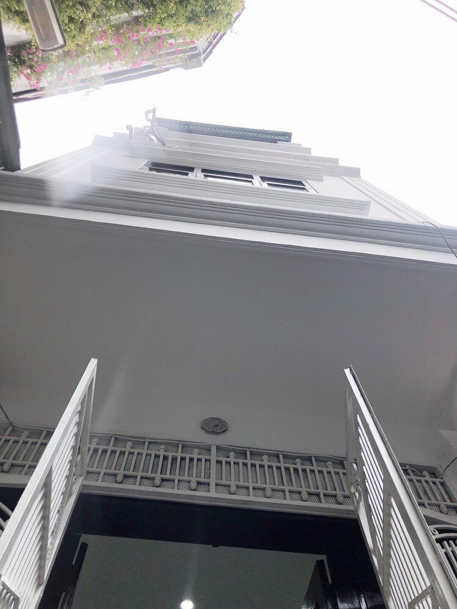 Nhà Đẹp Tân Mai, Hoàng Mai 47m2, 4 tầng, 4.2 tỷ. Lô góc 2 thoáng, gần ô tô