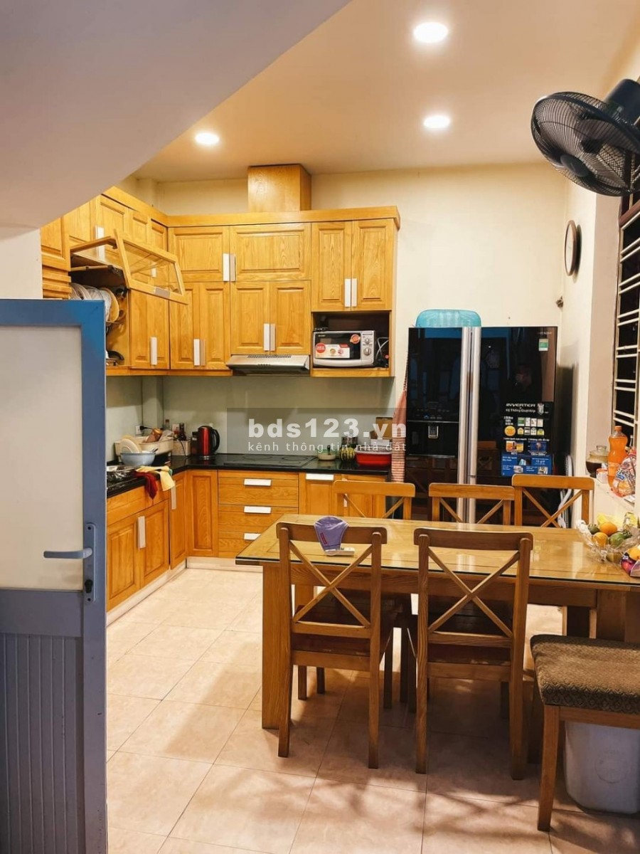Phân lô Trung Kính, diện tích sử dụng 55m2 đúc 5 tầng, lô góc, ô tô, giá bán nhỉnh 7 tỷ
