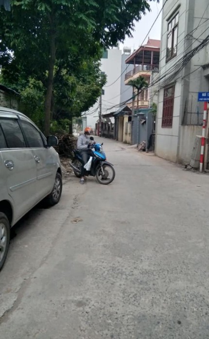 Bán nhà Vân Canh, ô tô đỗ cửa tặng nội thất, đường rộng dt 36m2, 4 tầng, giá chỉ nhỉnh 2 tỷ