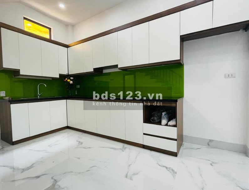 Bán nhà Vân Canh, ô tô đỗ cửa tặng nội thất, đường rộng dt 36m2, 4 tầng, giá chỉ nhỉnh 2 tỷ