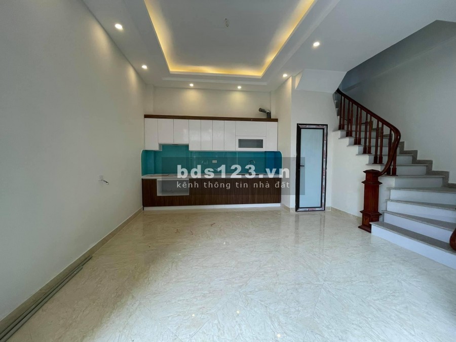 Nhà Nhân Hòa ba gác tránh ngõ rộng và thoáng mt 6m, nhỉnh 4 tỷ khu vực hiếm, lhcc 0921296333