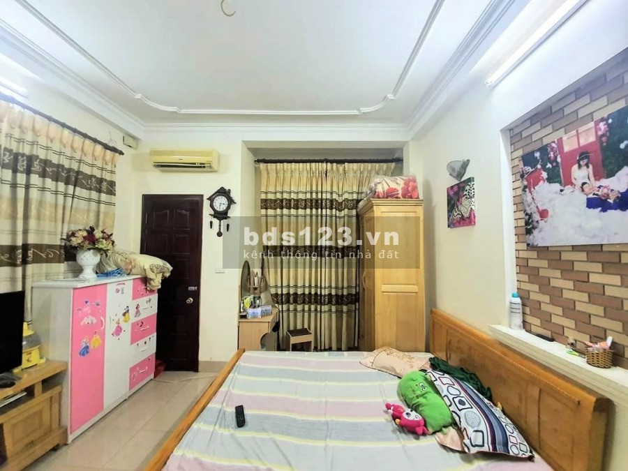 Bán gấp nhà Minh Khai, chính chủ 2 mặt thoáng vĩnh viễn, dtsd 26.9m2, giá bán 2 tỷ nhỉnh