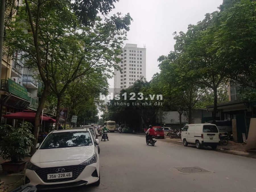 Cần bán gấp liền kề Xa La cực đẹp 80m2, gara ô tô, giá chỉ 8 tỷ. LH 0379283456