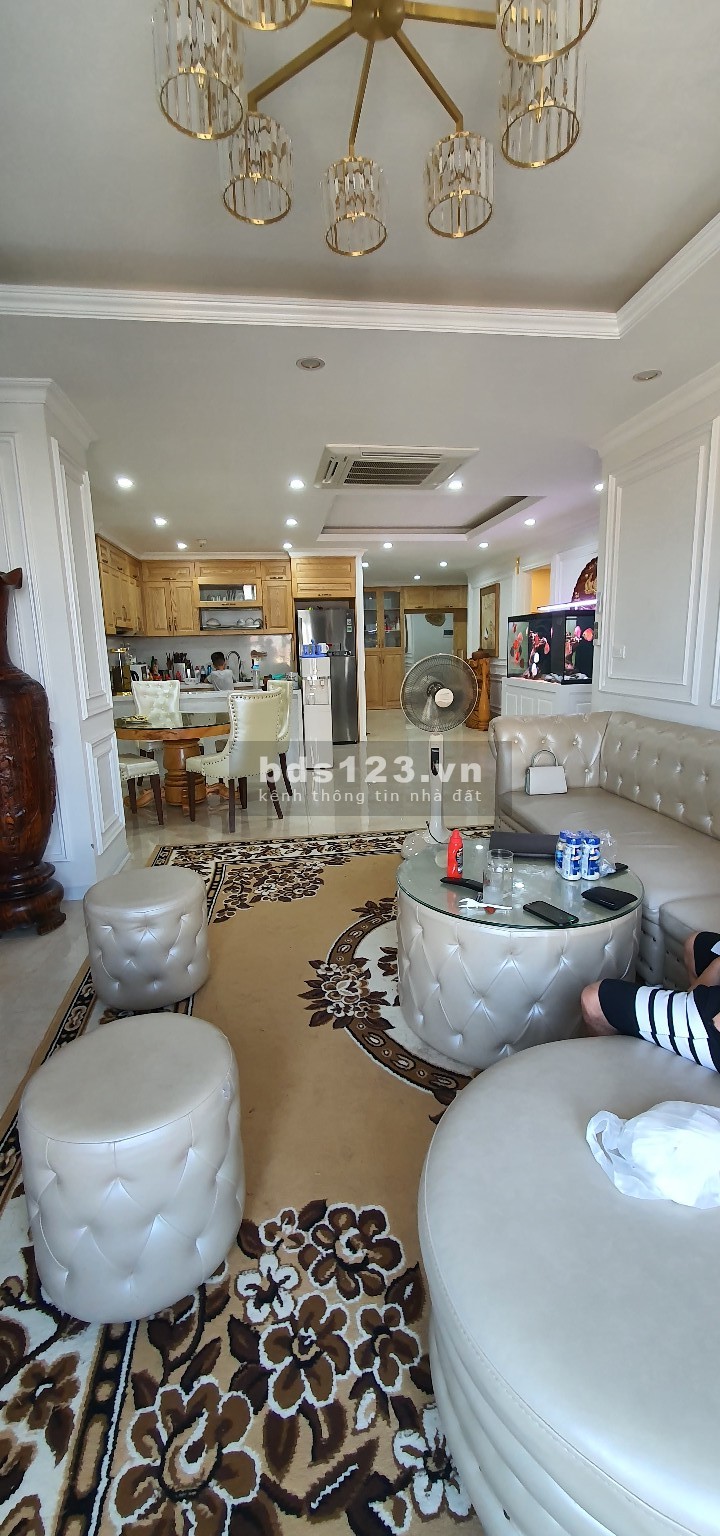 Bán chung cư FLC Star Tower Quang Trung, Hà Đông 115m2, 3 ngủ, nội thất víp chỉ nhỉnh 2 tỷ