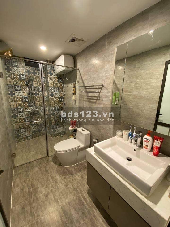 Bán nhà nguyên căn vị trí tốt, full nội thất, giá mềm, Minh Khai-Kim Ngưu dtsd 30m2, giá chỉ 3tỷ4
