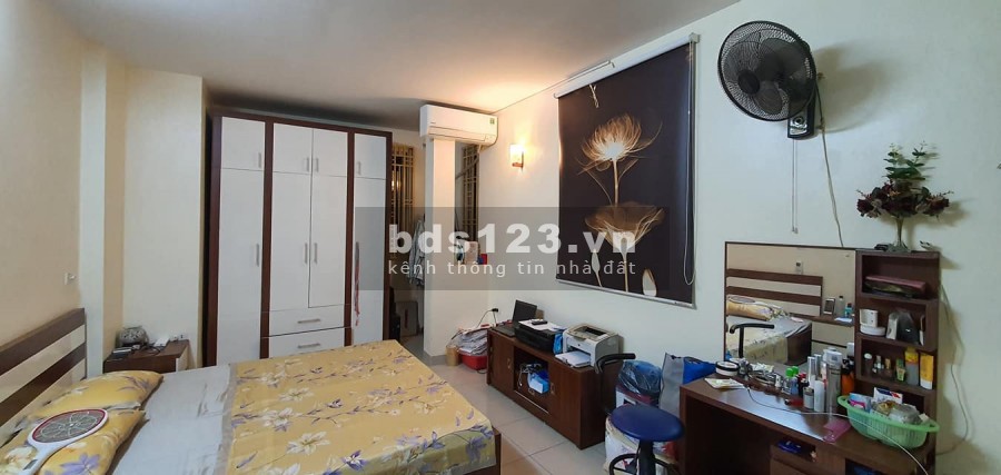 Bán nhà Tứ Liên nguyên căn Tây Hồ khu vực nhiều người nước ngay, dt 352, 4 tầng, giá 3.55 tỷ