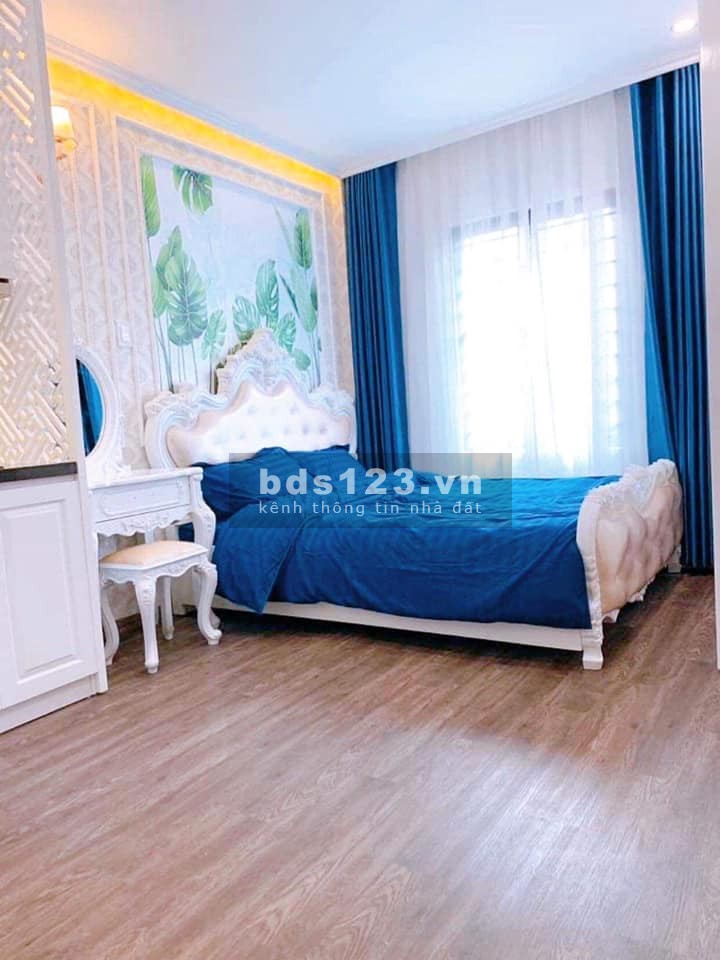 Siêu hot nhà Khương Trung Quận Thanh Xuân diện tích sử dụng 30m2 đúc 3 tầng giá 5.3 tỷ