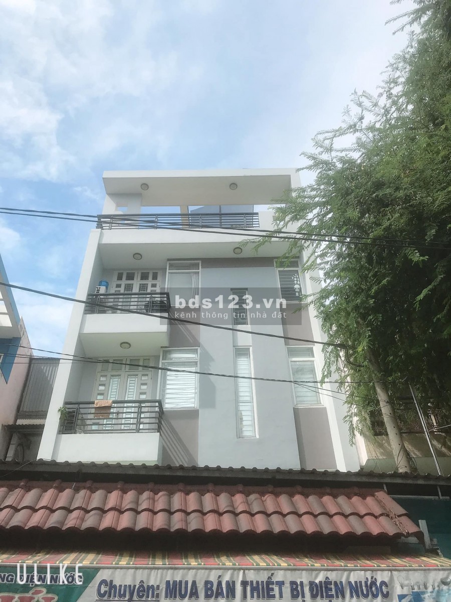 Bán CHDV 5 lầu Nguyễn Văn Lượng, HXT, ngang 6.5m, 18 phòng, KD tốt, 17 tỷ.