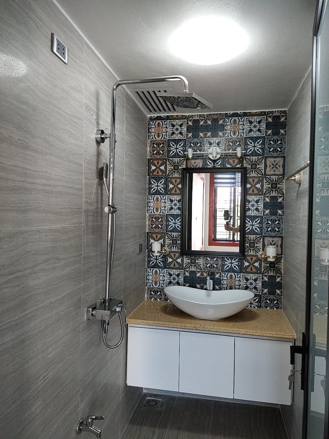 Bán nhà ô tô để trong sân mặt hồ An Trạch, Nam Định, rất đẹp dtsd 98m2, mt 5m, giá tốt