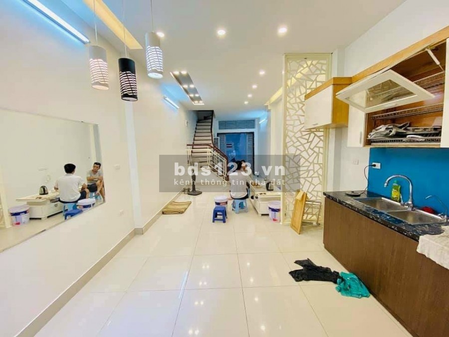 Bán nhà nguyên căn Văn Quán 20m ra ô tô đỗ thông thoáng hiện đại đúc 4 tầng, lh 0926891993