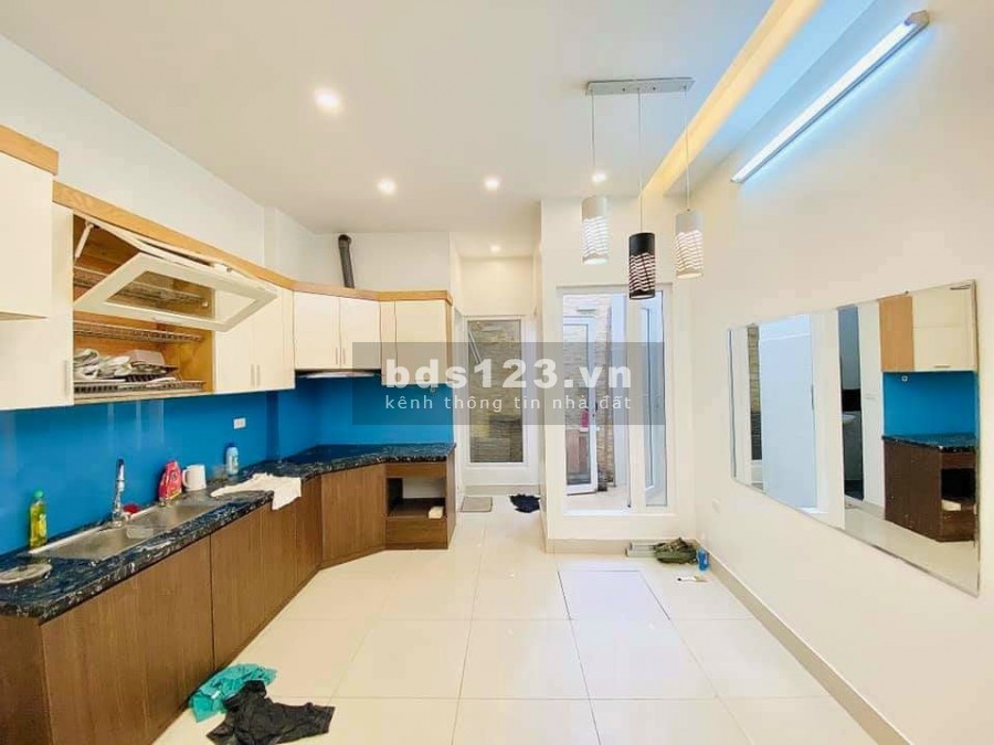 Bán nhà nguyên căn Văn Quán 20m ra ô tô đỗ thông thoáng hiện đại đúc 4 tầng, lh 0926891993
