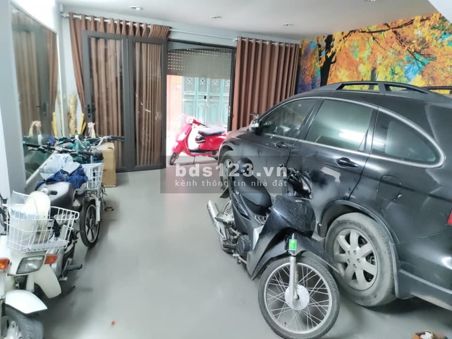 Đường Xuân Đỉnh - Bắc Từ Liêm, diện tích 4 tầng dt 61m2, giá 7.1 tỷ, ô tô tránh vào nhà