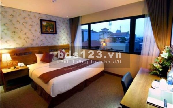 Chính chủ cần bán nhà nguyên căn phố Bát Khối, Long Biên, Hà Nội, lh 0382869222