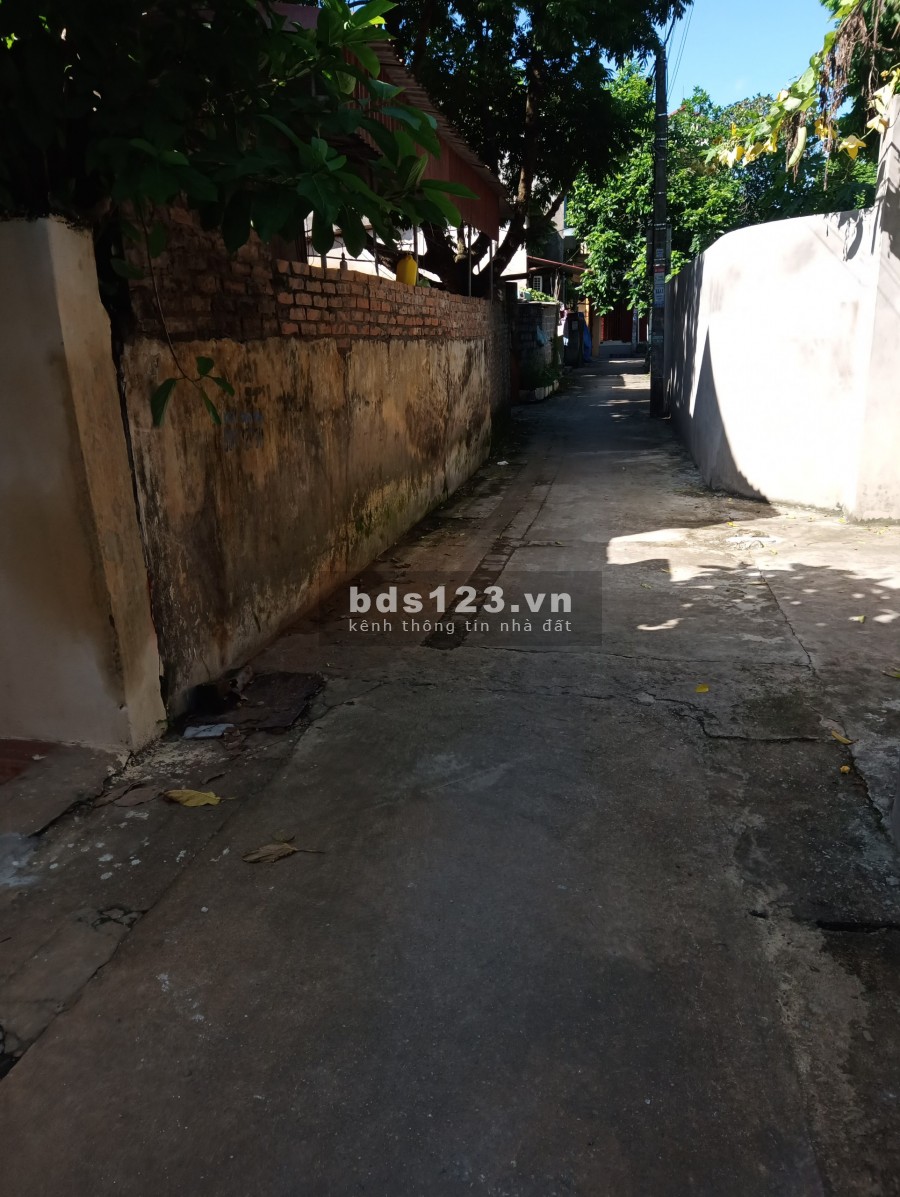 Bán nhanh nhà cấp 4, Trưng Trắc, đường ô tô vào tận nhà giá bán 1.3 tỷ, lh 0835459289