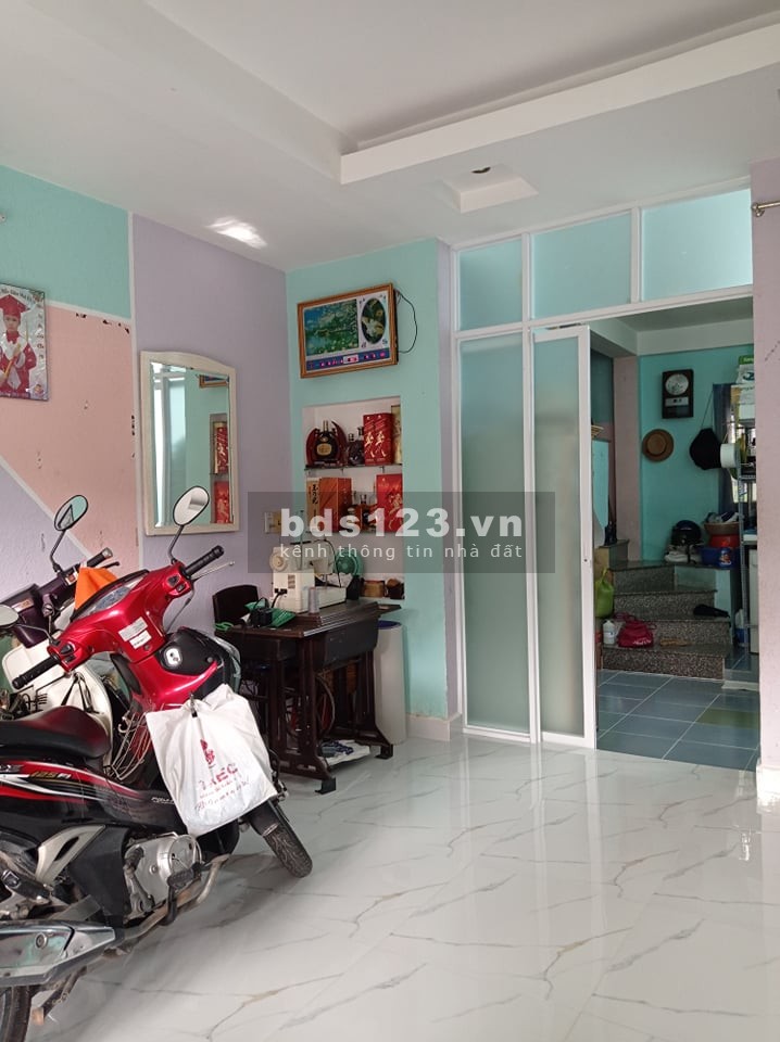 Bán Nhà Phan Huy Ích, Gò Vấp, hẻm xe hơi ra vào thoải mái, mặt tiền 5m, giá bán 3,8 tỷ