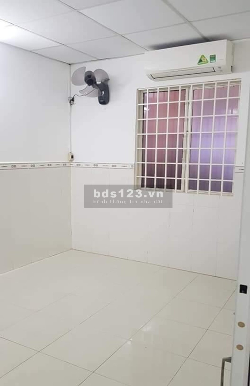Nhà Lô Góc đường Ngô Quyền Q10, Sát Mặt Tiền, 2 Lầu 3PN Dọn Ở Ngay, 41m2, LH 0971243100