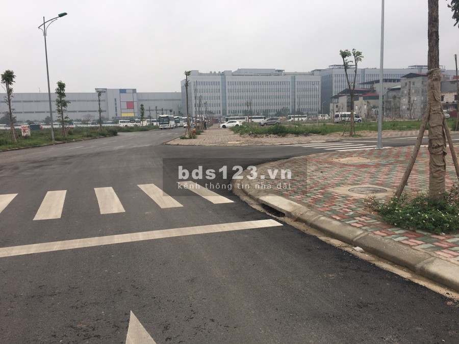 Bán đất nền đối diện cổng công ty SamSung. Gía chỉ từ 2x tỷ liên hệ 0868432478