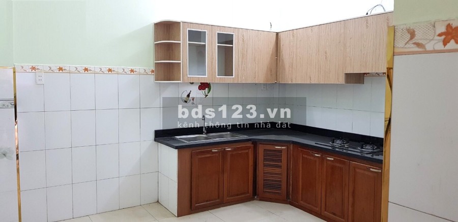 Bán nhà mặt tiền kinh doanh 4 tấm, dt 4mx16m, vuông cứ giá chỉ 7.7 tỷ, thương lượng
