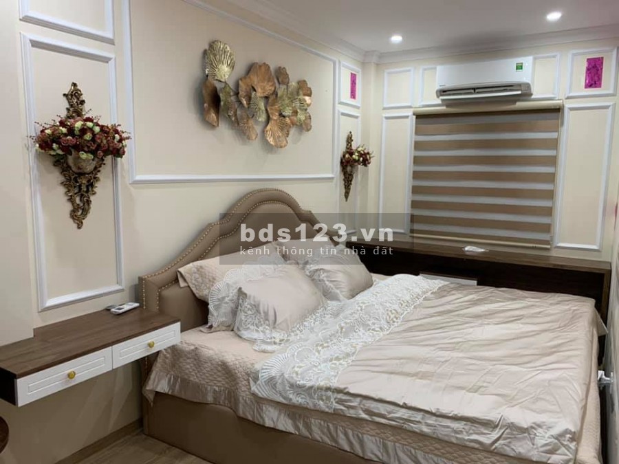 Bán nhà Phúc Lợi diện tích sử dụng 30m² đúc kiên cố 5 tầng mặt tiền 5m giá siêu yêu 2,58 tỷ