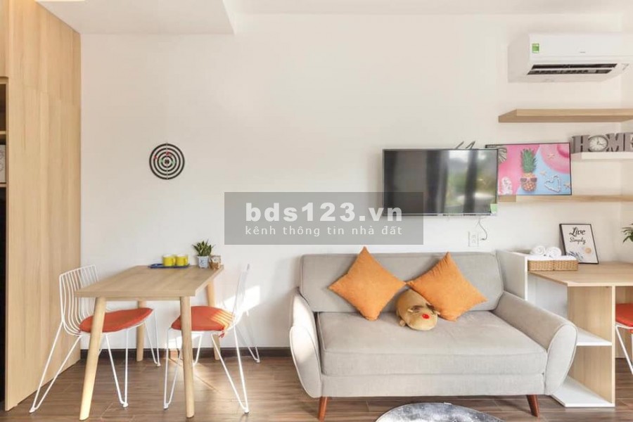 Nhà đẹp nguyên căn 3 tầng khu phố Tây Bùi Viện, hẻm xe hơi Phạm Ngũ Lão Quận 1