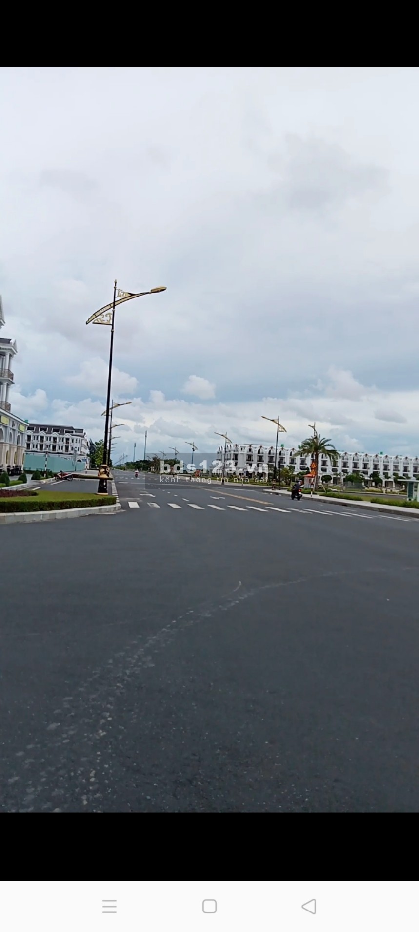 Bán Gấp Lô Góc 2 Mặt Tiền Võ Văn Tần TP.Rạch Gía 27x27m Đang cho thuê Quán Gía bán 8 tỷ