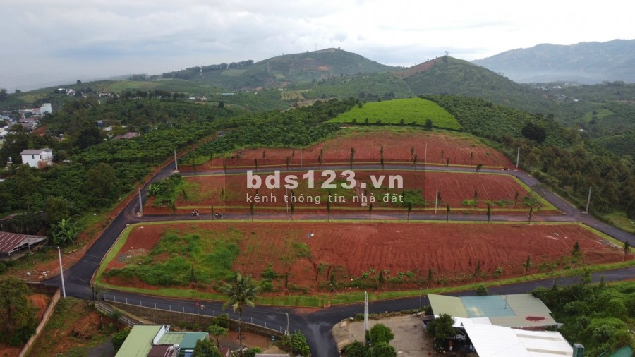 Bán gấp lô đất ngay sát Quốc Lộ 20, view săn mây cực đẹp đã có sổ bàn giao ngay