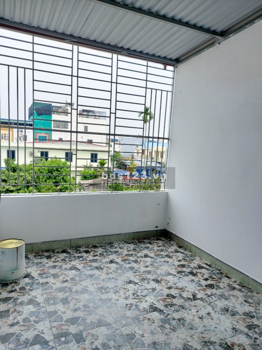 Chính chủ cần bán nhà gấp trong ngõ 386 Đằng Hải,ngõ nông ô tô vào thoải mái