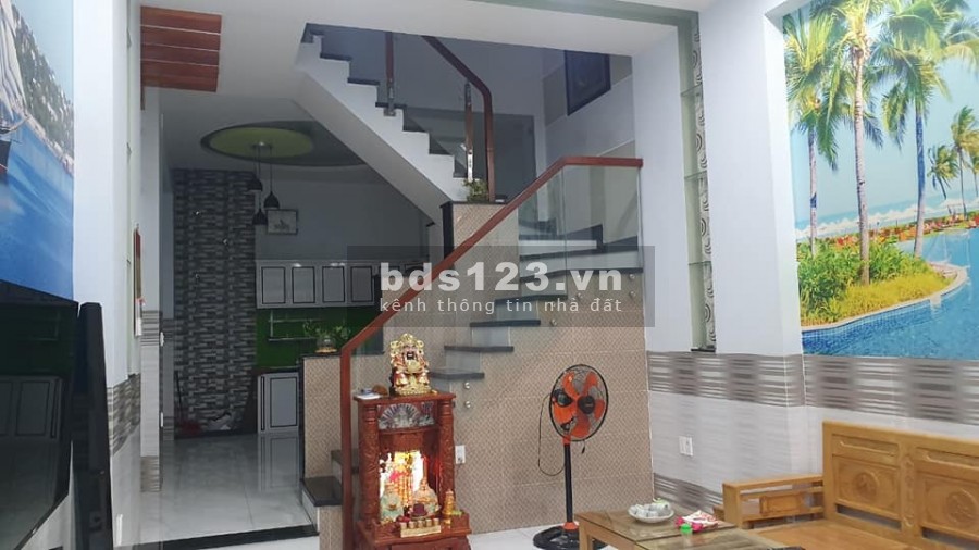 Bán nhà 4 tầng toàn bộ nội thất cao cấp, mặt tiền trung tâm Bình Tân, 5.5 tỷ