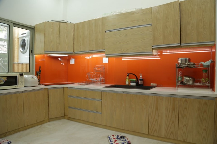 Bán Nhà Quận 1 Bùi Thị Xuân giá bán 13,8 tỷ 4 tầng đúc bê tông cốt thép 5 phòng lớn