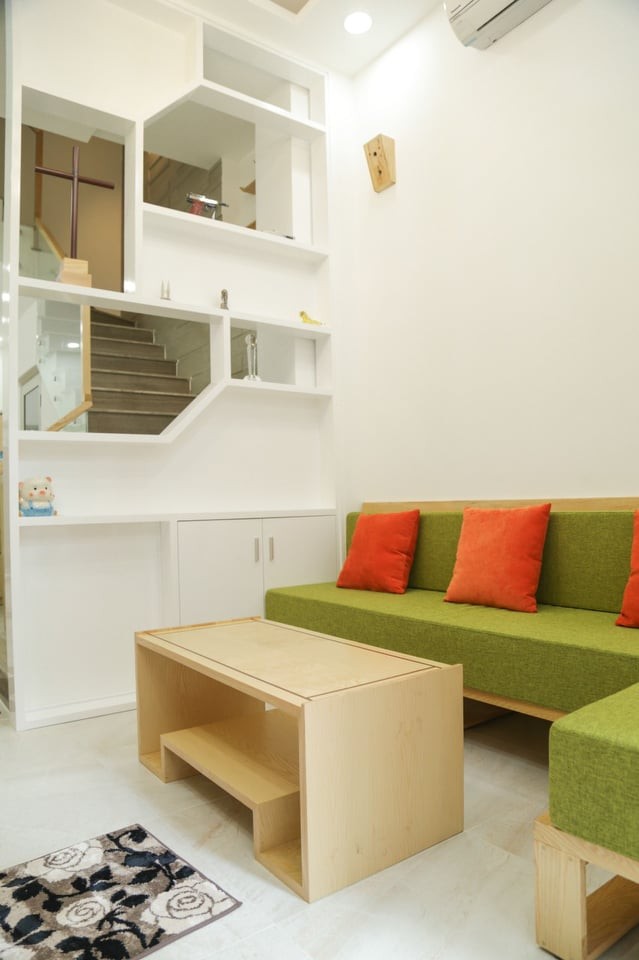 Bán Nhà Quận 1 Bùi Thị Xuân giá bán 13,8 tỷ 4 tầng đúc bê tông cốt thép 5 phòng lớn