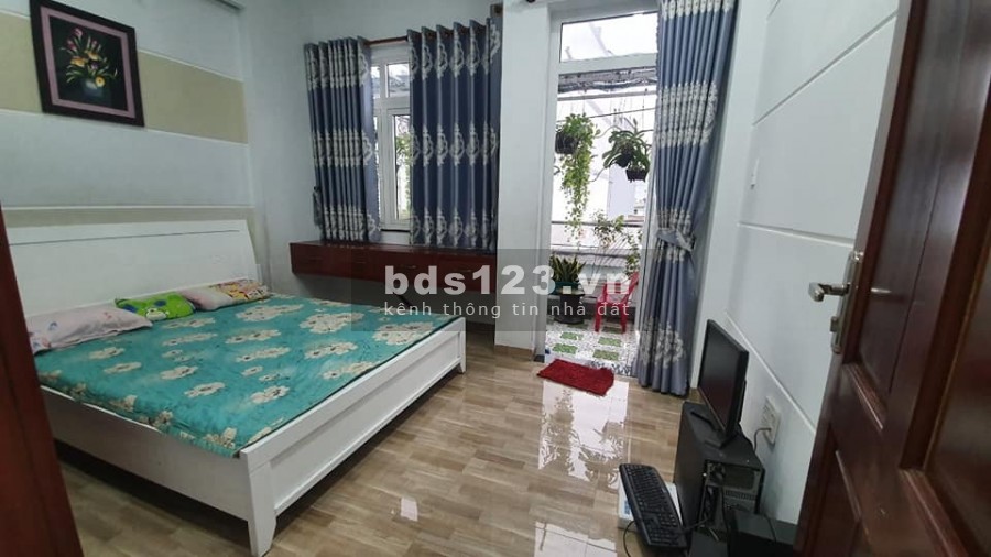 Bán nhà 4 tầng toàn bộ nội thất cao cấp, mặt tiền trung tâm Bình Tân, 5.5 tỷ