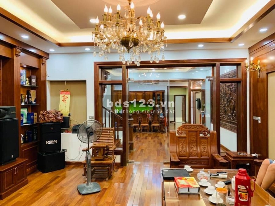 Bán Nhà Mặt Phố Bùi Thị Xuân, 186m2 x 4Tầng, Mặt Tiền 8,5m, vị trí đẹp, Giá 85 tỷ. LH 0888679111