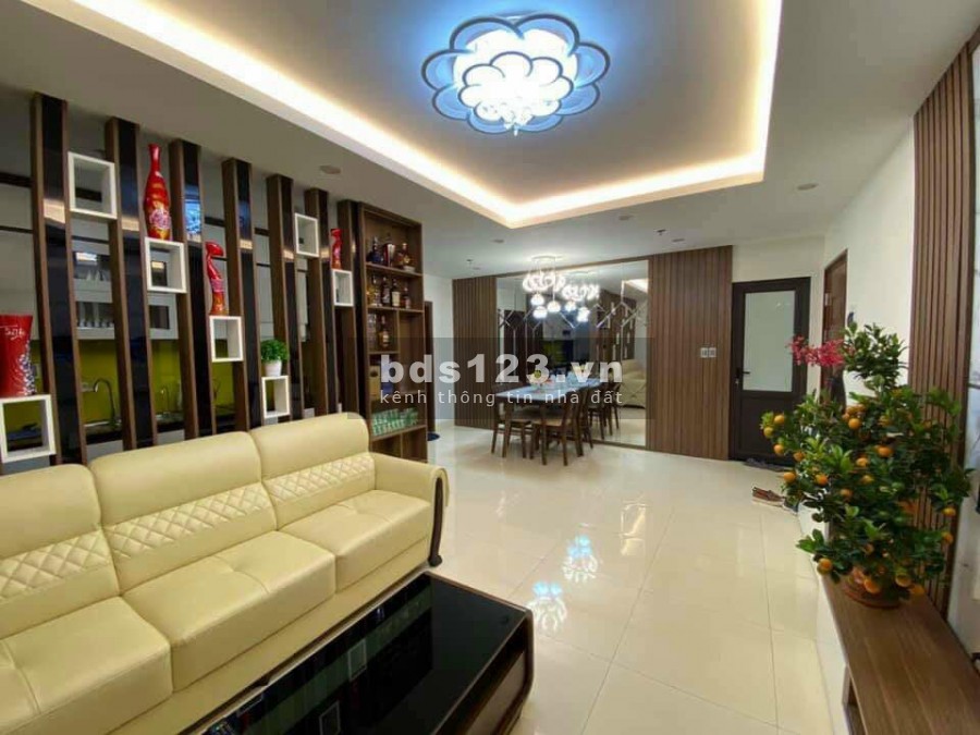 Tôi muốn bán căn Ruby 2 PN, 2 WC hỗ trợ vay 65% lãi suất 0% liên hệ xem căn hộ 0979610181