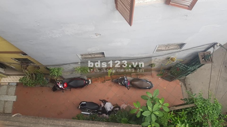 Bán nhà dt 78m2, 3 tầng giá 4.x tỷ ngõ Tô Hoàng, Quận Hai Bà…