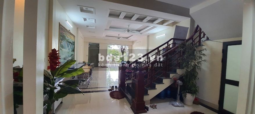 Cho thuê nhà 3 tầng Khai Quang, Vĩnh Yên, Vĩnh Phúc. liên hệ xem nhà 0988758886