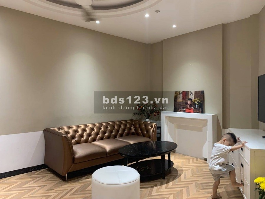 Chính chủ bán nhà Nguyễn Trãi, Thanh Xuân dtsd 38m2 5 tầng giá 2 tỷ 7 lh 0886644228
