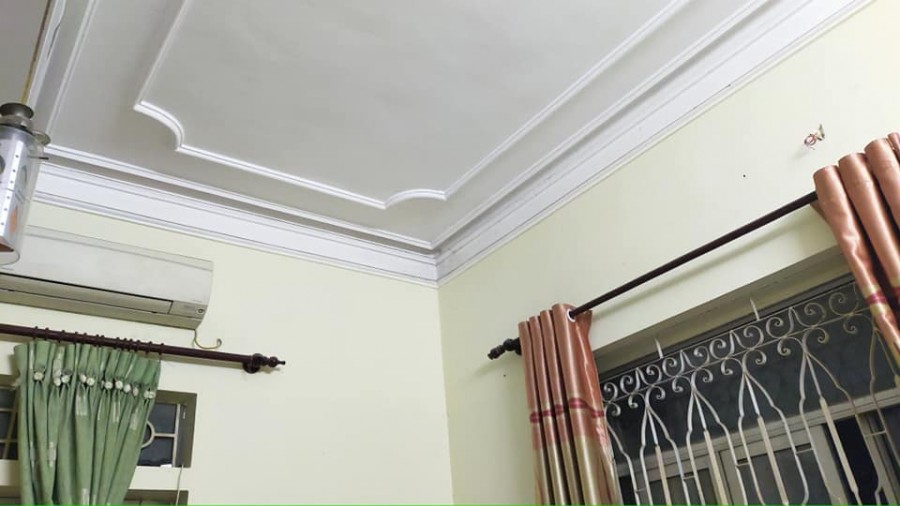 Bán nhà nguyên căn mặt tiền rộng, vỉa hè rộng, vị trí đẹp, sổ đỏ chính chủ, sẵn sàng giao dịch