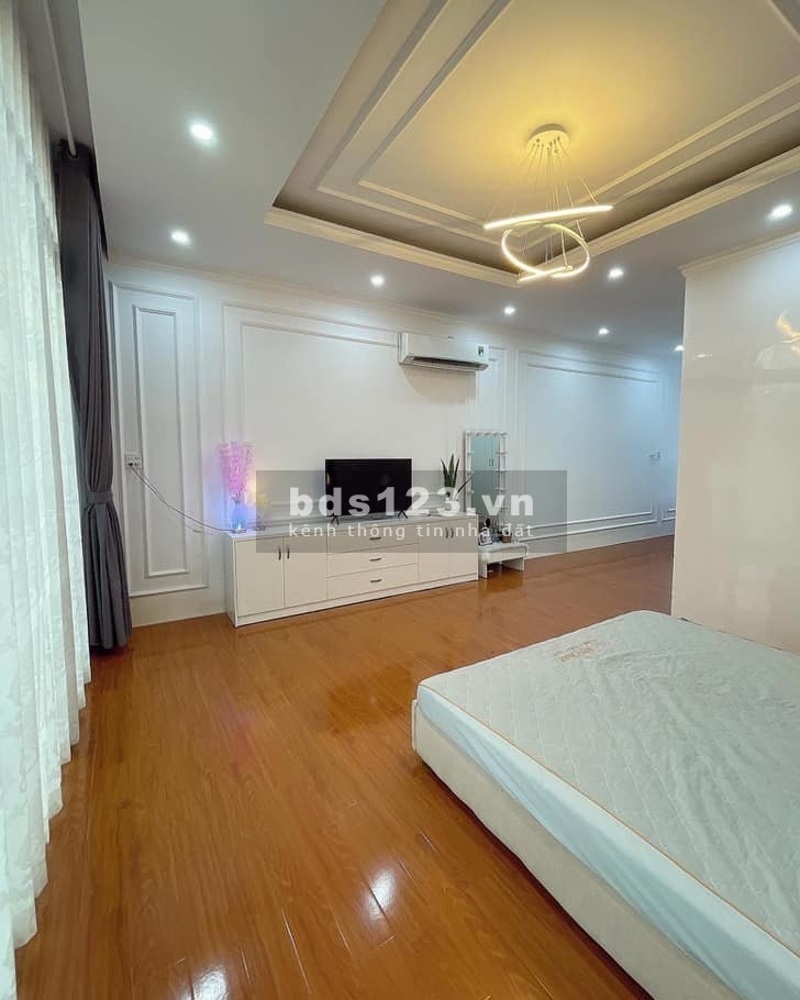 Bán nhà nguyên căn phố Kim Giang, Thanh Xuân dtsd 50m2, 4 tầng, giá chỉ 4 tỷ, lh 08xxxxx