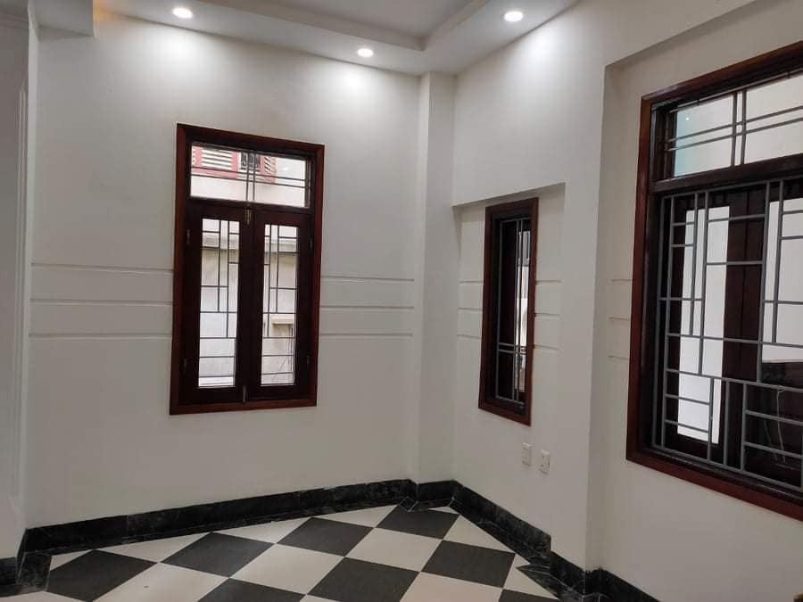 Bán nhà phố Tây Sơn trung tâm Đống Đa, nhà đẹp, vị trí đẹp, 15m ra mặt phố sổ đổ chính chủ
