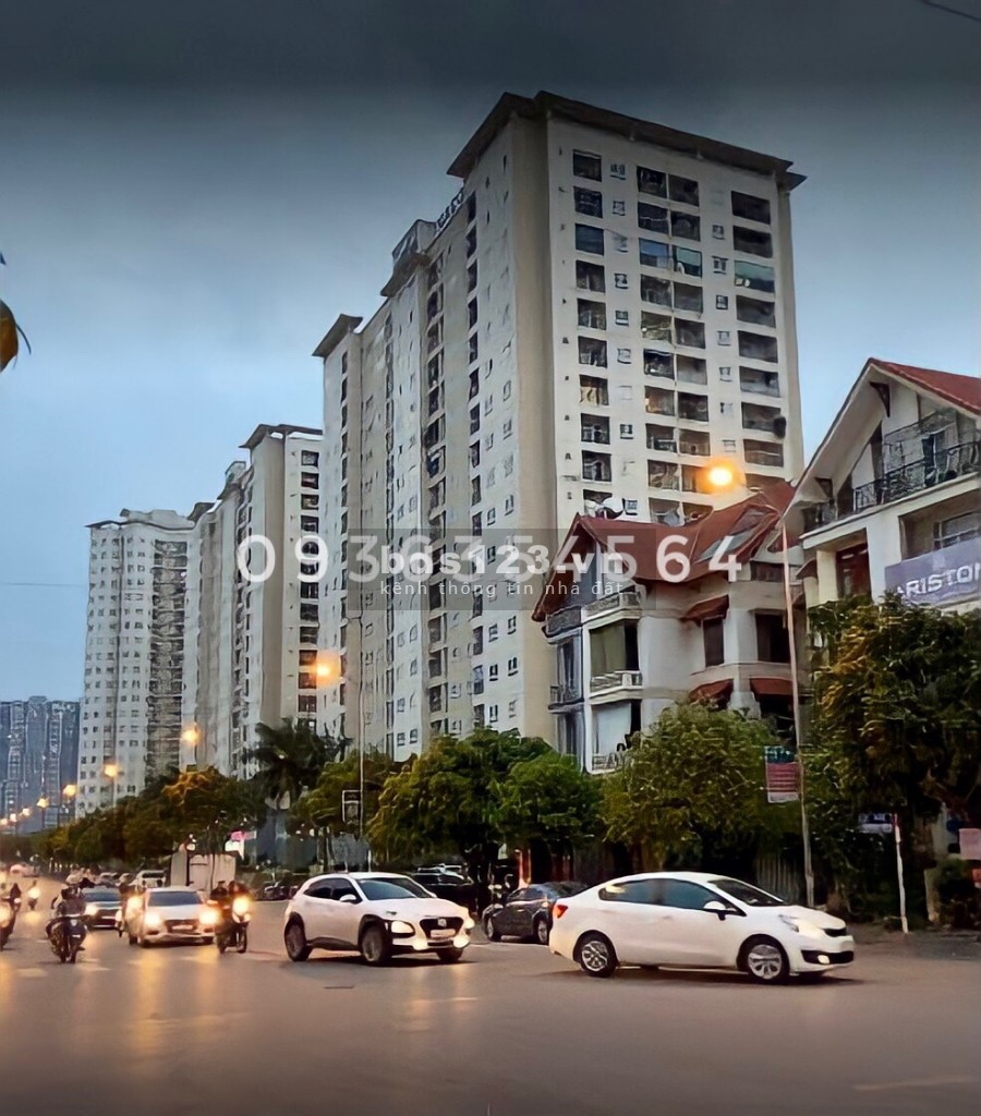 105m2, hơn 2 tỷ (có gia lộc) chính chủ bán nhà 17T2 Vinaconex 3 mặt đường Trung Văn. LH: 0936354564