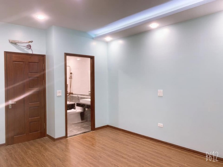 Bán nhà to đẹp 95m Vĩnh Hưng Hoàng Mai ngõ to thông kinh doanh an sinh cho thuê chỉ 4.8 tỷ