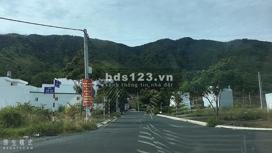 Bán gấp lô đất liền kề khu TĐC Hòn Rớ 2, Phước Đồng Nha Trang giá bán 15 triệu/m2
