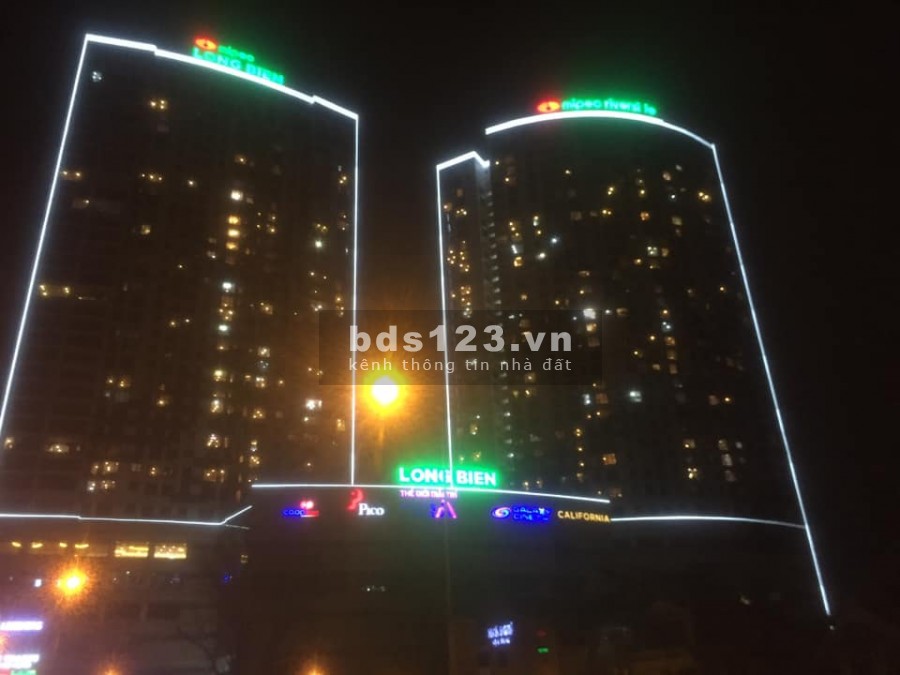 Bán nhà nguyên căn Ngọc Lâm, diện tích sử dụng 58m2 giá chào 5 tỷ liên hệ 0988465746