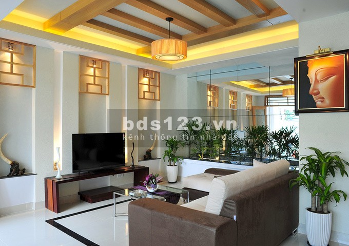 Bán nhà Ngô Gia Tự, Ngõ ô tô, làm văn phòng rất tiện, dt 80m2, 4 tầng, mặt tiền 6m, 5 tỷ hơn