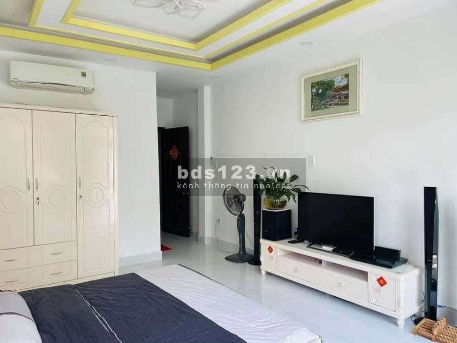 Bán gấp Vila Tô Ký Quận 12 nợ ngân hàng cần bán giá rẻ công năng đầy đủ, pháp lí đầy đủ